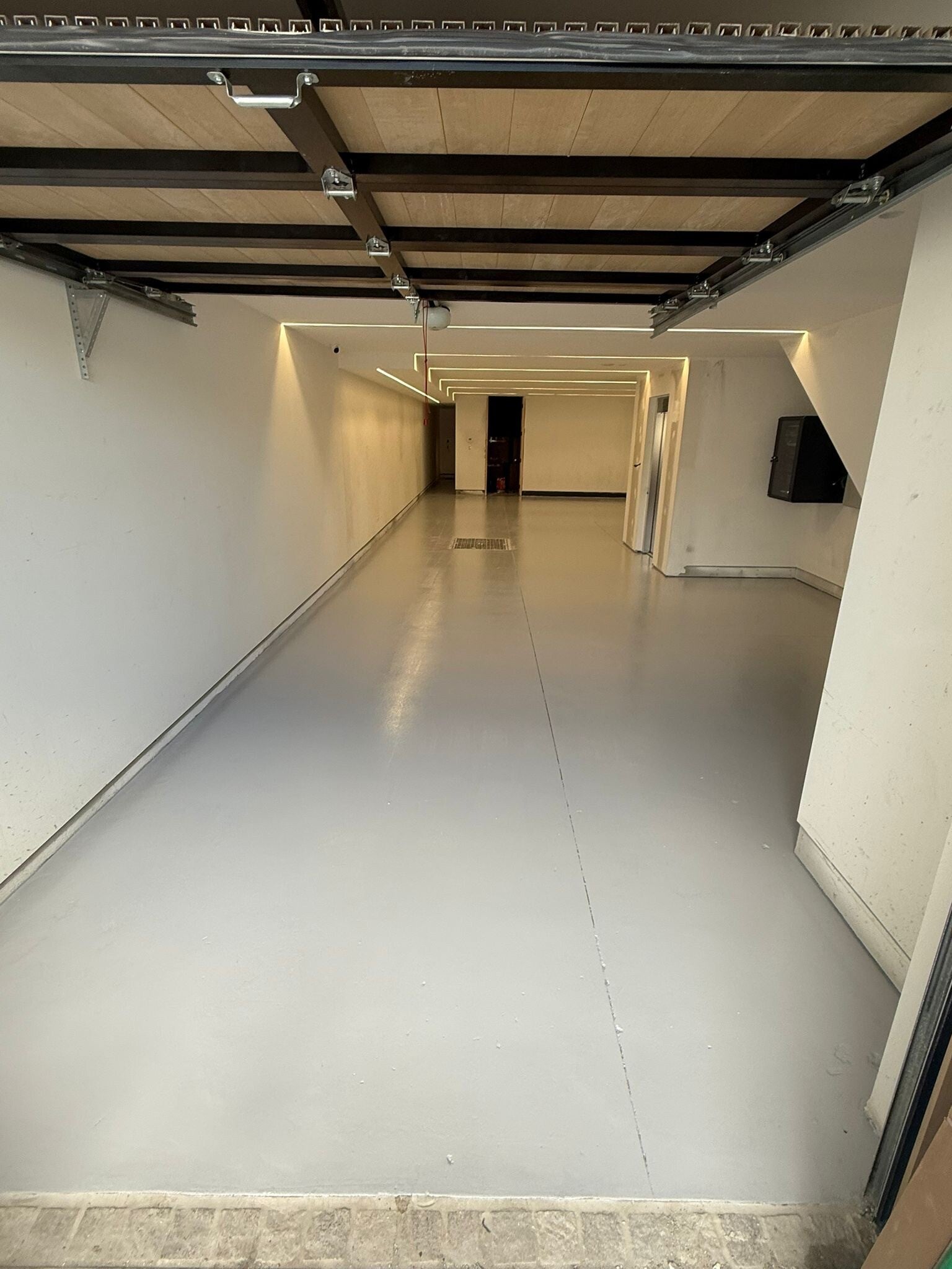 Finished concrete floor in a commercial tenancy